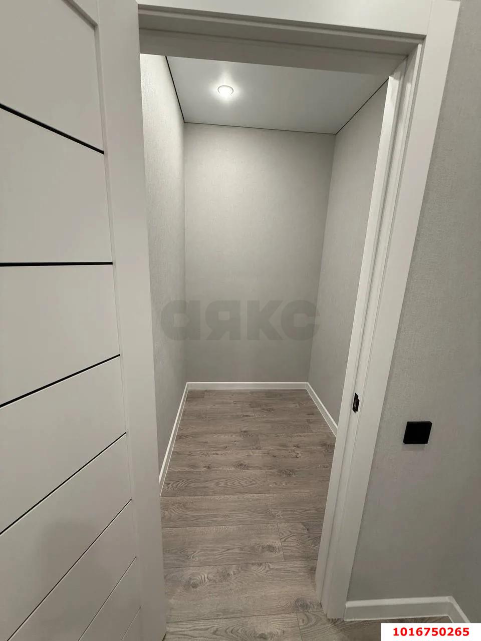 Фото №7: 1-комнатная квартира 36&nbsp;м², 9/22&nbsp;эт. - Краснодар, Прикубанский внутригородской округ, мкр. жилой комплекс Отражение, ул. Конгрессная, 43к1
