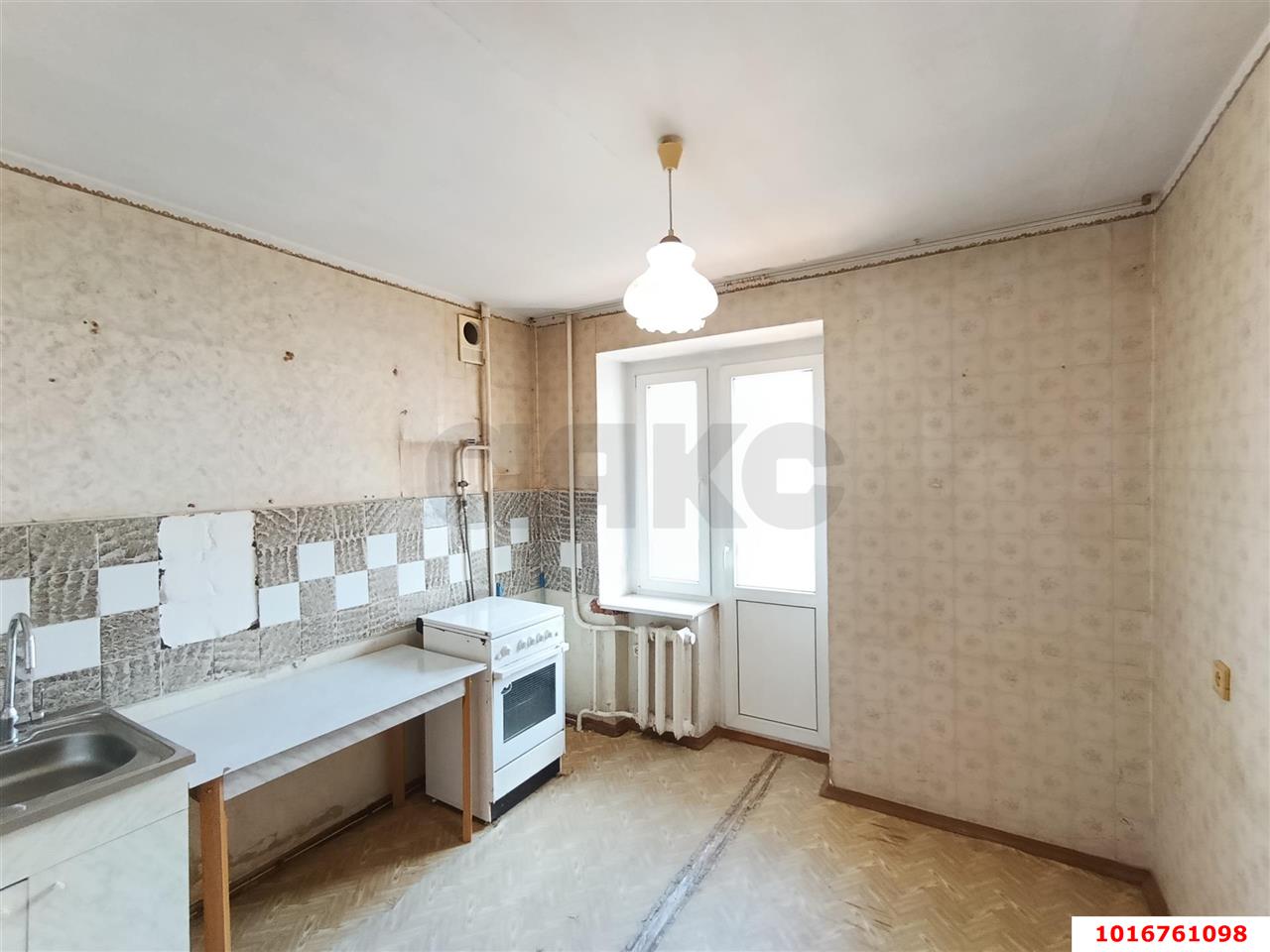 Фото №1: 1-комнатная квартира 42&nbsp;м², 8/10&nbsp;эт. - Краснодар, Карасунский внутригородской округ, ж/м Пашковский, ул. Фадеева, 423