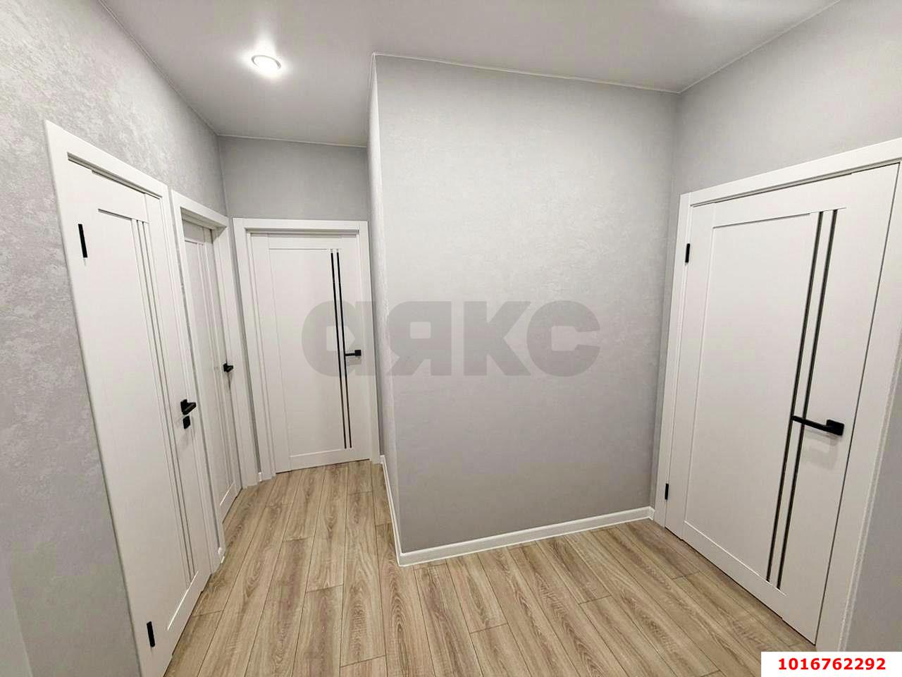Фото №4: 2-комнатная квартира 62&nbsp;м², 14/24&nbsp;эт. - Краснодар, Прикубанский внутригородской округ, мкр. жилой комплекс Свобода, ул. Домбайская, 55к8