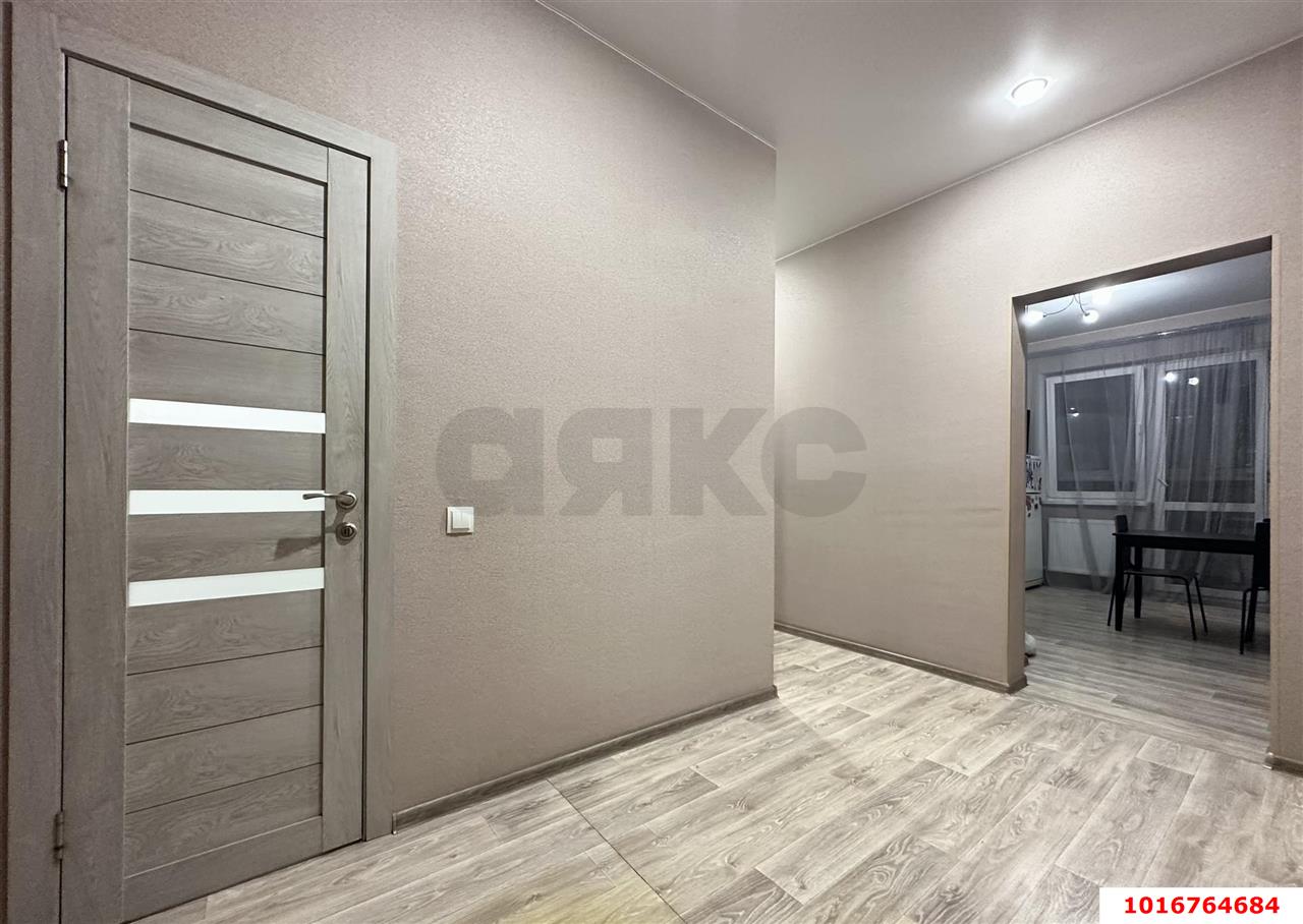 Фото №4: 2-комнатная квартира 65&nbsp;м², 2/16&nbsp;эт. - Краснодар, Прикубанский внутригородской округ, мкр. 9-й километр, пр-д Репина, 3/1к3