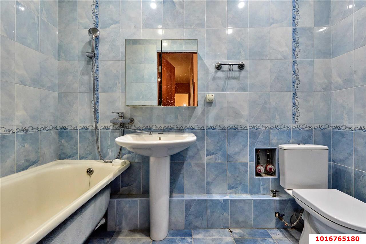 Фото №10: 3-комнатная квартира 61&nbsp;м², 1/9&nbsp;эт. - Краснодар, мкр. Западный внутригородской округ, ул. Котовского, 41
