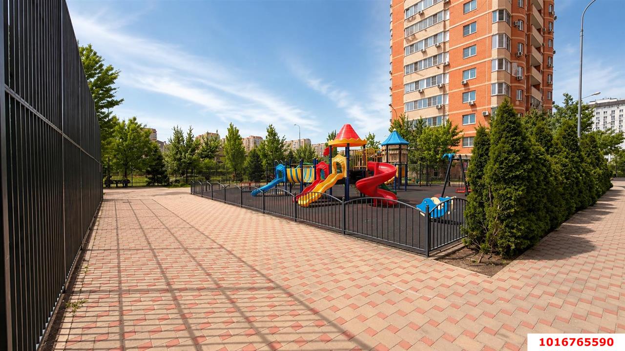 Фото №8: 2-комнатная квартира 83&nbsp;м², 10/18&nbsp;эт. - Краснодар, Прикубанский внутригородской округ, Фестивальный, мкр. Солнечный, ул. имени Симиренко, 71к1