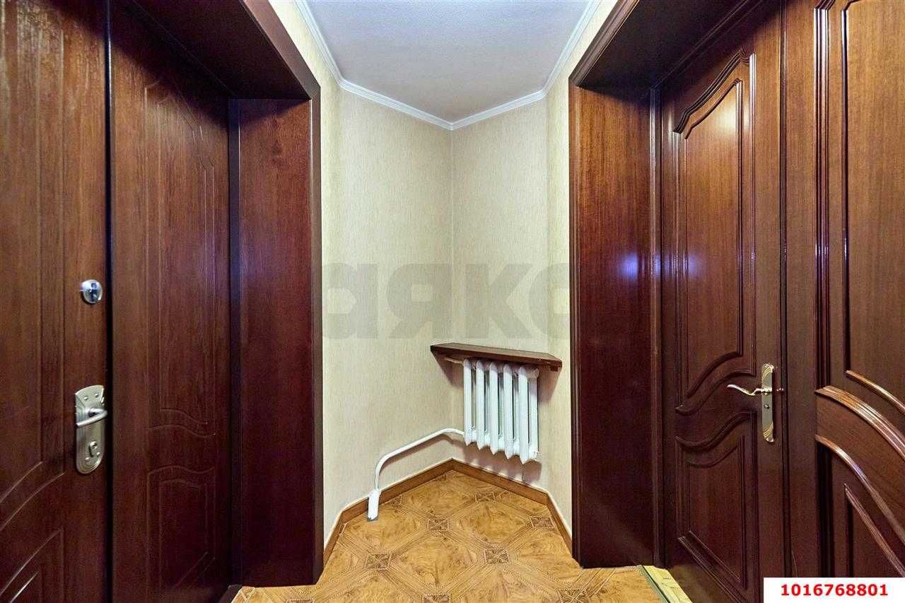 Фото №12: Дом 330&nbsp;м² + 10&nbsp;сот., 2&nbsp;эт. - Краснодар, Прикубанский внутригородской округ, мкр. Новый, ул. 8-я Тихая, 9