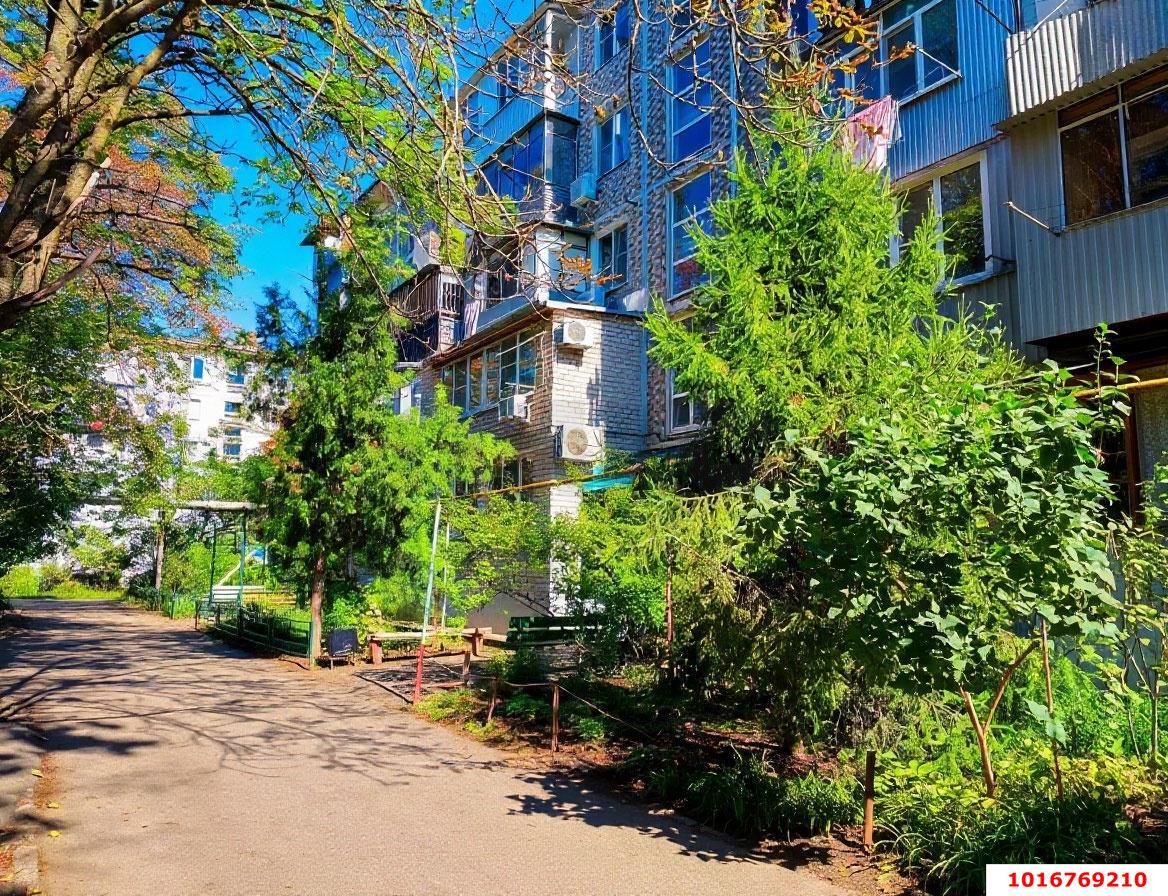 Фото №12: 2-комнатная квартира 47&nbsp;м², 4/5&nbsp;эт. - Краснодар, Карасунский внутригородской округ, мкр. Гидростроителей, ул. Игнатова, 5