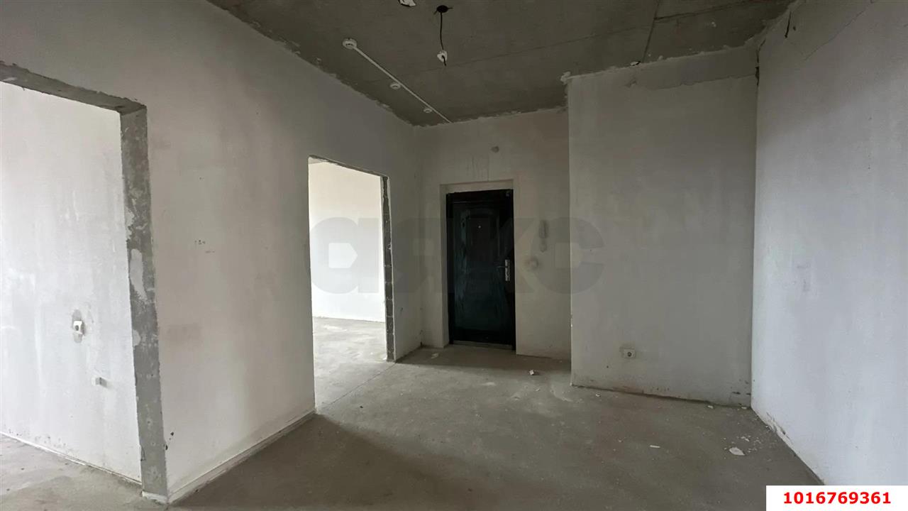 Фото №2: 2-комнатная квартира 77&nbsp;м², 8/16&nbsp;эт. - Краснодар, Прикубанский внутригородской округ, Фестивальный, мкр. Солнечный, ул. Памяти Чернобыльцев, 8