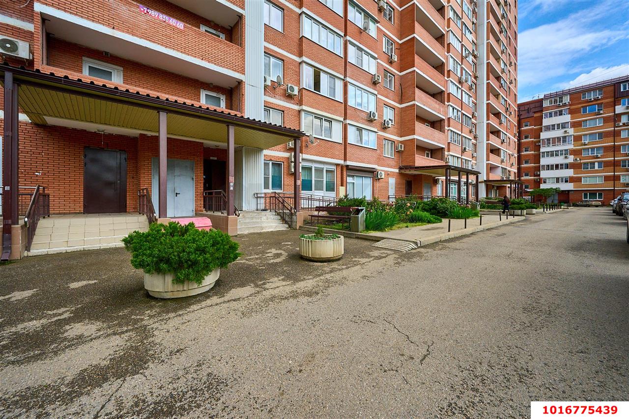 Фото №16: 1-комнатная квартира 43&nbsp;м², 16/16&nbsp;эт. - Краснодар, Центральный внутригородской округ, мкр. Дубинка, ул. КИМ, 143/1