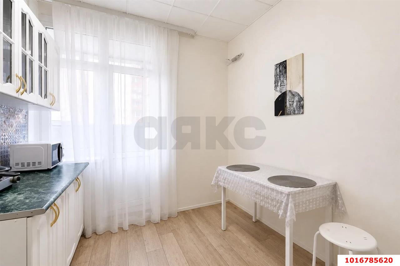 Фото №3: 1-комнатная квартира 35&nbsp;м², 4/22&nbsp;эт. - Краснодар, Прикубанский внутригородской округ, мкр. ЖК Губернский, ул. им. Героя Яцкова И.В., 19к3