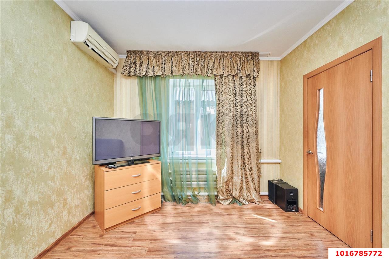 Фото №2: Дом 70&nbsp;м² + 6.13&nbsp;сот., 1&nbsp;эт. - Краснодар, Прикубанский внутригородской округ, Калинино, мкр. Завод Радиоизмерительных Приборов, ул. 21-го Партсъезда, 111
