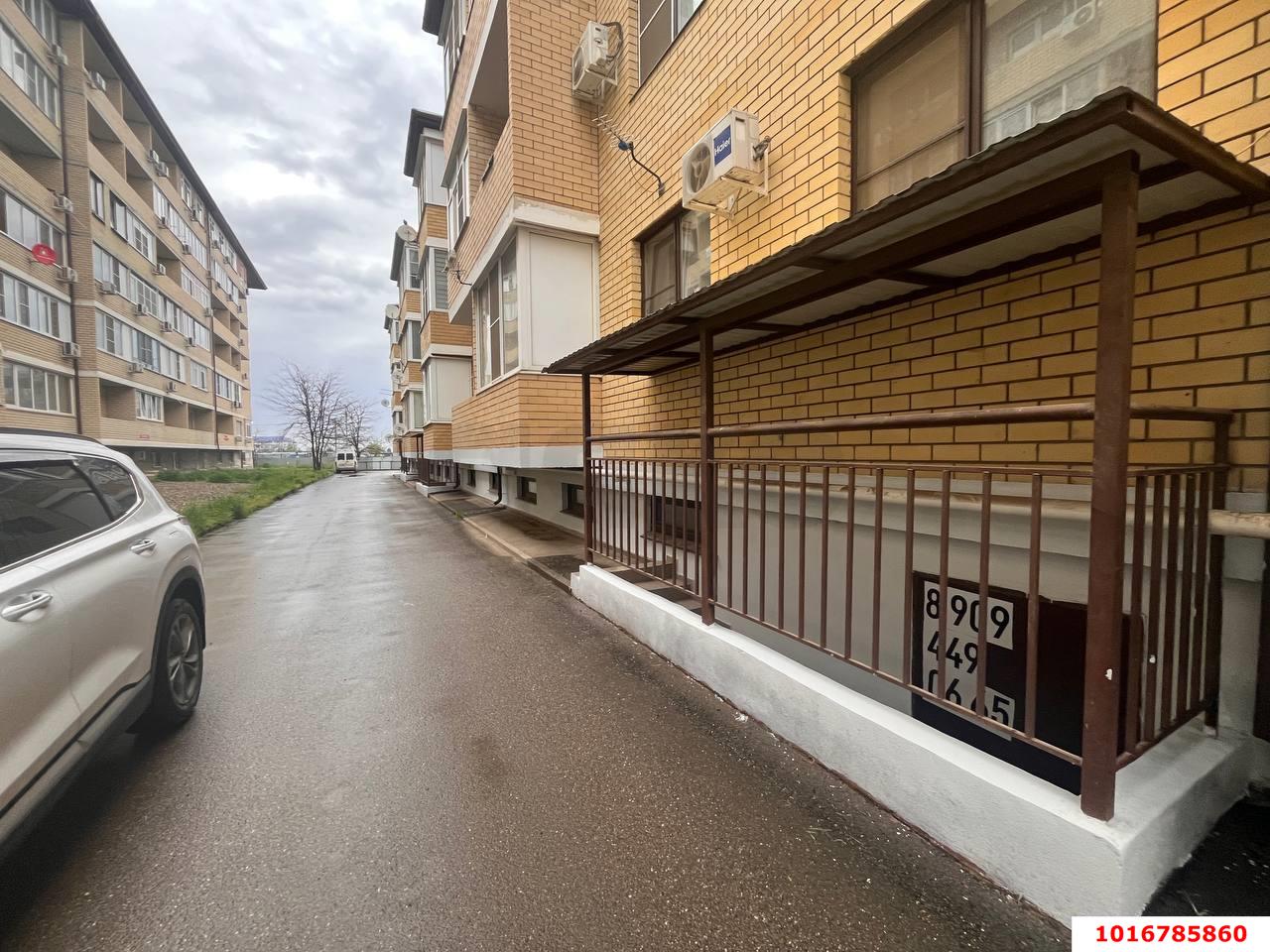Фото №1: Торговое помещение 34&nbsp;м², -1/5&nbsp;эт. - Краснодар, мкр. Прикубанский внутригородской округ, ул. им. Сорока А.М., 4/1
