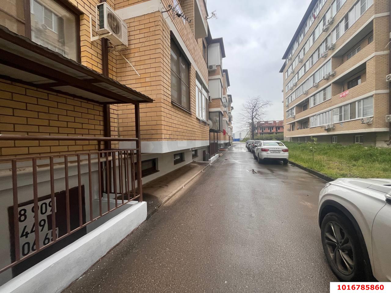 Фото №2: Торговое помещение 34&nbsp;м², -1/5&nbsp;эт. - Краснодар, мкр. Прикубанский внутригородской округ, ул. им. Сорока А.М., 4/1