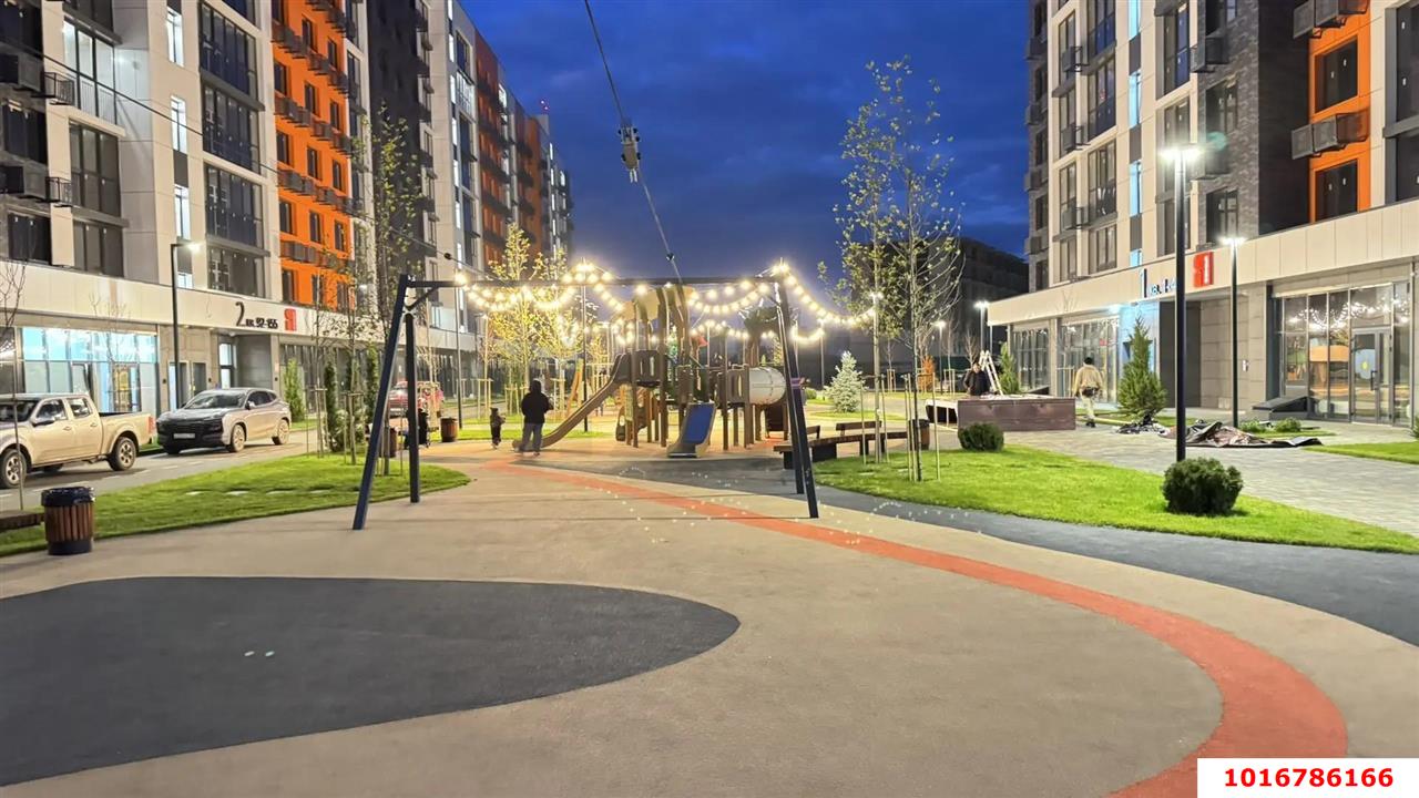 Фото №4: Торговое помещение 45&nbsp;м², 1/9&nbsp;эт. - Краснодар, Прикубанский внутригородской округ, мкр. жилой комплекс Друзья, ул. имени Генерала Брусилова, 28к3