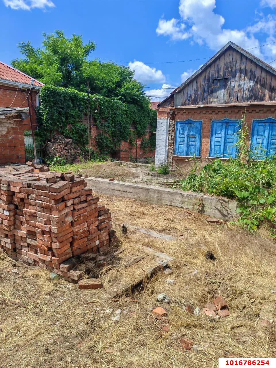 Фото №1: Дом 58&nbsp;м² + 3&nbsp;сот., 1&nbsp;эт. - Краснодар, Центральный внутригородской округ, Покровка, мкр. Центральный, ул. Володарского, 4