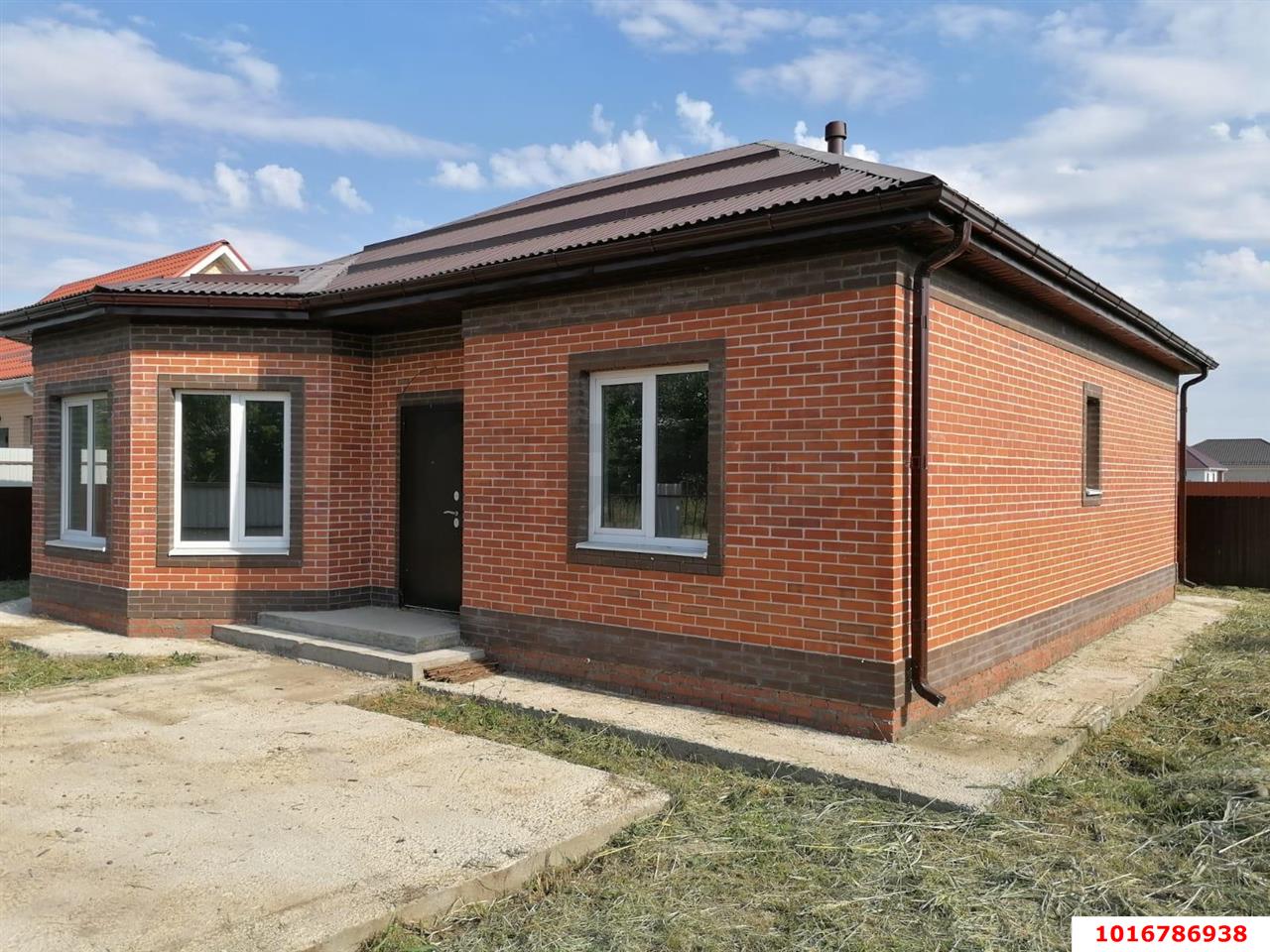 Фото №11: Дом 96&nbsp;м² + 3.78&nbsp;сот., 1&nbsp;эт. - Новотитаровская, п. коттеджный  Новотитаровка, ул. Ягоднинская