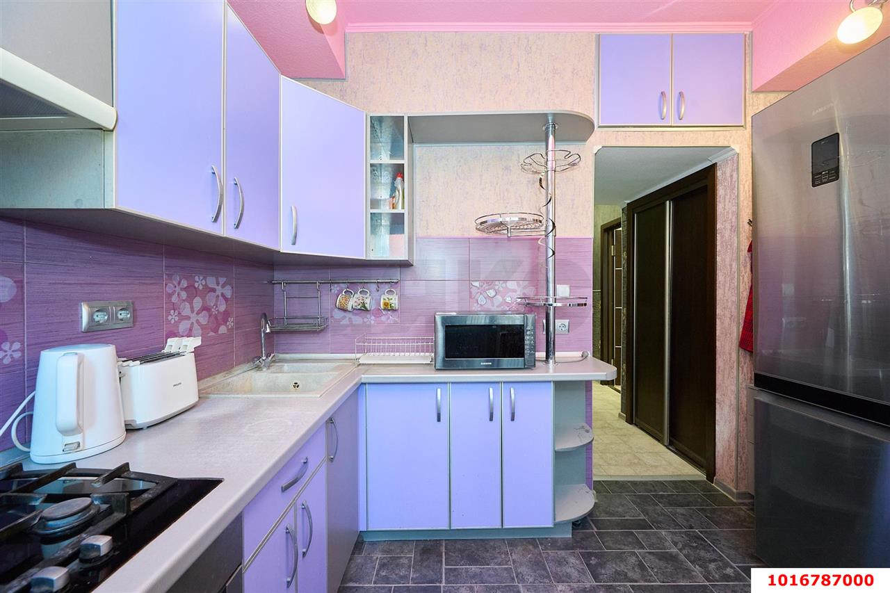 Фото №6: 3-комнатная квартира 78&nbsp;м², 2/5&nbsp;эт. - Краснодар, Центральный внутригородской округ, мкр. Центральный, ул. Володи Головатого, 317