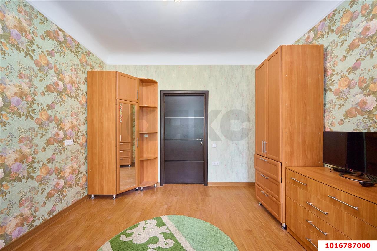 Фото №14: 3-комнатная квартира 78&nbsp;м², 2/5&nbsp;эт. - Краснодар, Центральный внутригородской округ, мкр. Центральный, ул. Володи Головатого, 317