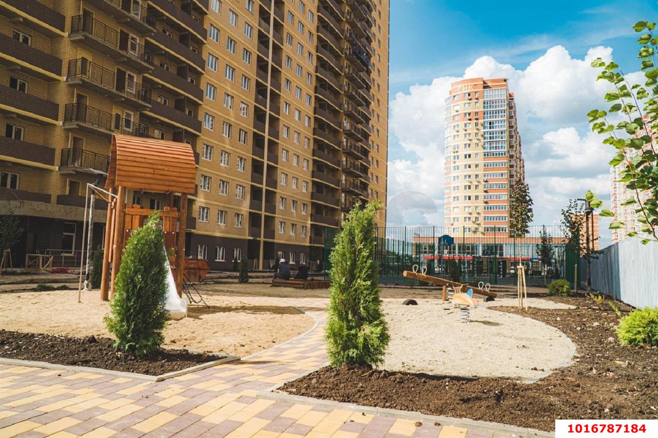 Фото №15: 2-комнатная квартира 51&nbsp;м², 22/24&nbsp;эт. - Краснодар, Прикубанский внутригородской округ, ЖК Лучший, мкр. имени Петра Метальникова, ул. Петра Метальникова, 36