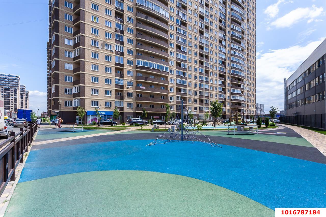 Фото №13: 2-комнатная квартира 51&nbsp;м², 22/24&nbsp;эт. - Краснодар, Прикубанский внутригородской округ, ЖК Лучший, мкр. имени Петра Метальникова, ул. Петра Метальникова, 36