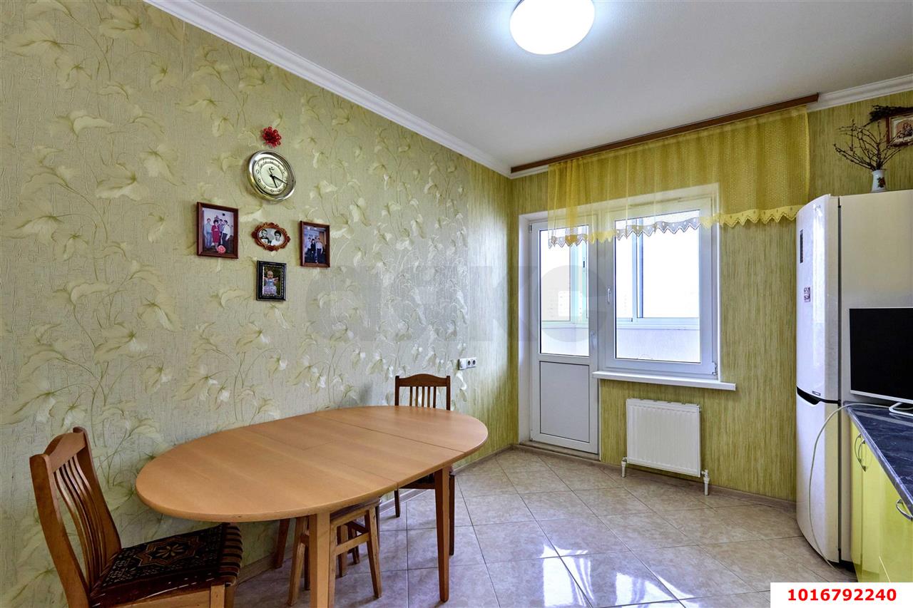 Фото №2: 3-комнатная квартира 81&nbsp;м², 9/12&nbsp;эт. - Краснодар, Прикубанский внутригородской округ, мкр. Московский, ул. им. Артюшкова В.Д., 3