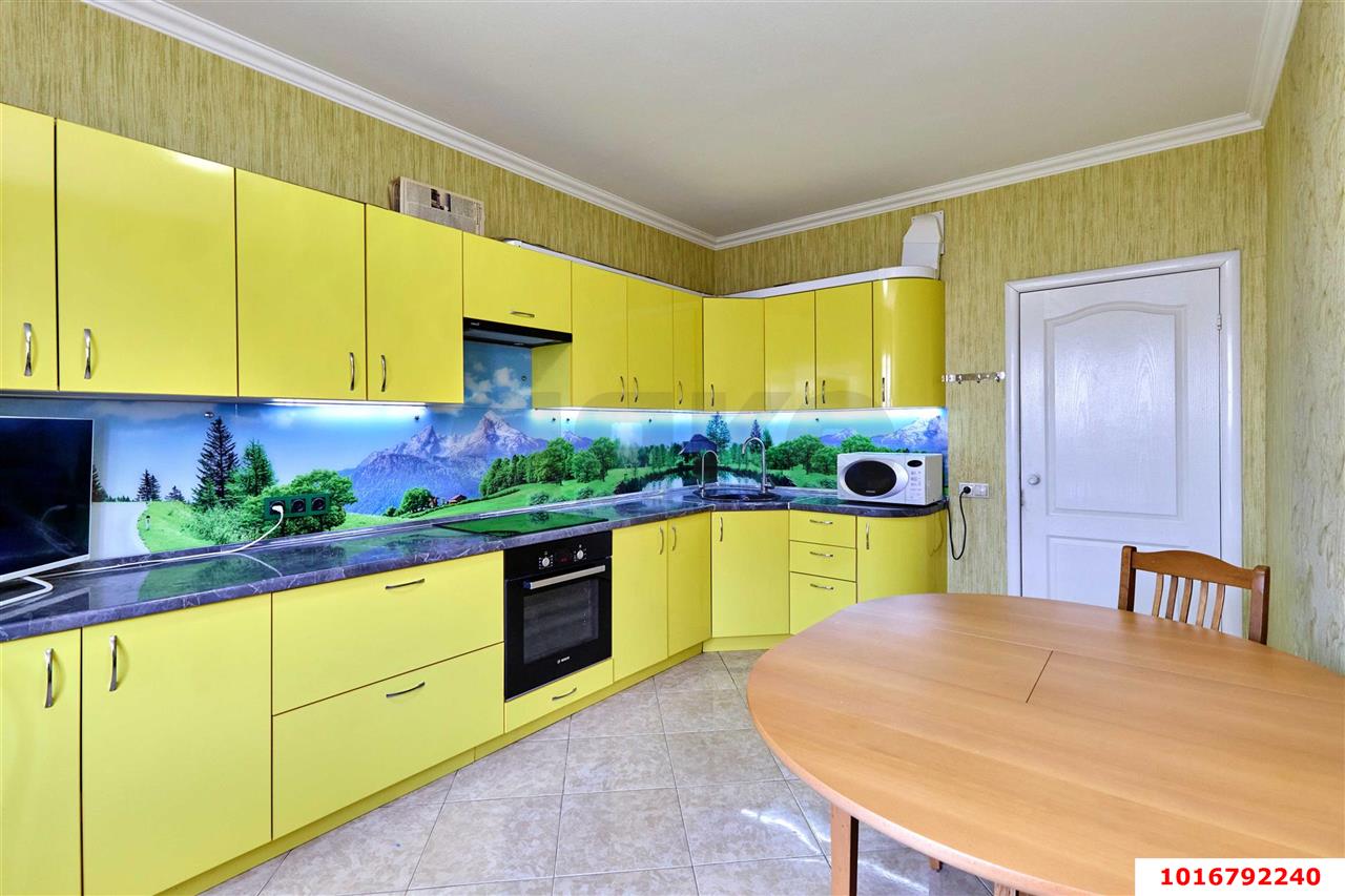 Фото №3: 3-комнатная квартира 81&nbsp;м², 9/12&nbsp;эт. - Краснодар, Прикубанский внутригородской округ, мкр. Московский, ул. им. Артюшкова В.Д., 3