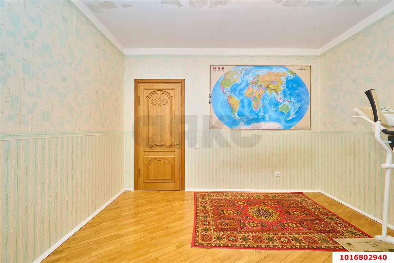 Фото №9: 3-комнатная квартира 130&nbsp;м², 5/7&nbsp;эт. - Краснодар, Прикубанский внутригородской округ, мкр. Фестивальный, ул. Яна Полуяна, 17