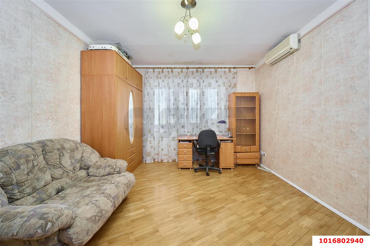 Фото №5: 3-комнатная квартира 130&nbsp;м², 5/7&nbsp;эт. - Краснодар, Прикубанский внутригородской округ, мкр. Фестивальный, ул. Яна Полуяна, 17