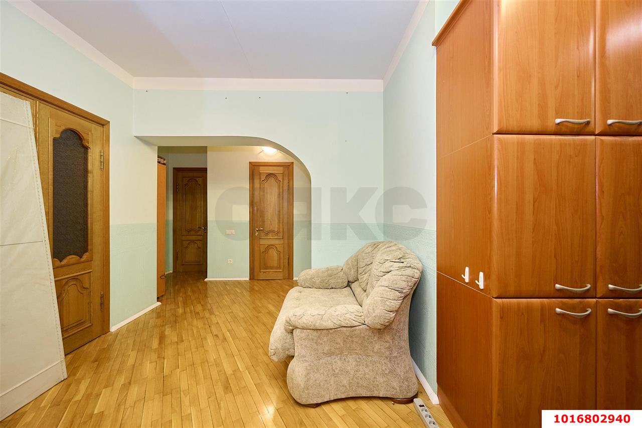 Фото №14: 3-комнатная квартира 130&nbsp;м², 5/7&nbsp;эт. - Краснодар, Прикубанский внутригородской округ, мкр. Фестивальный, ул. Яна Полуяна, 17