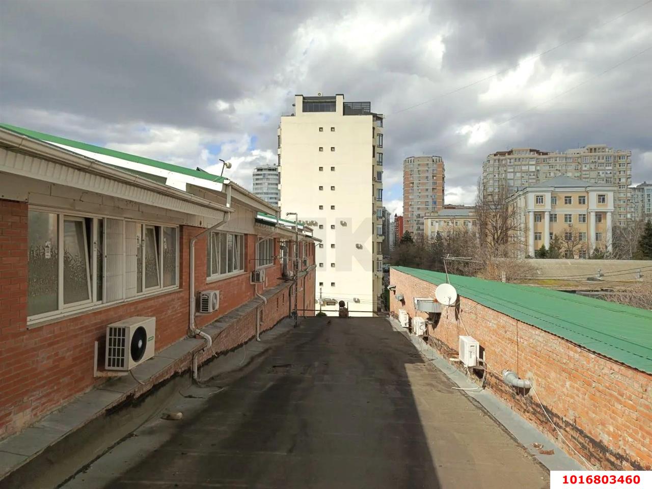 Фото №2: Офисное помещение 65&nbsp;м², 5/5&nbsp;эт. - Краснодар, Западный внутригородской округ, Горгаз, мкр. Центральный, ул. Кубанская набережная, 2