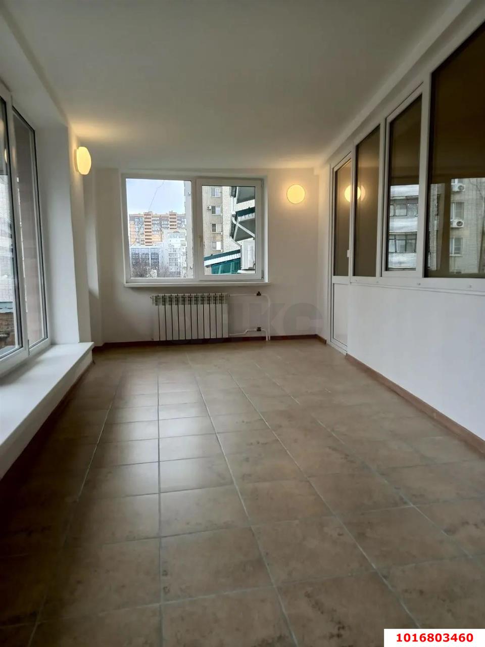 Фото №6: Офисное помещение 65&nbsp;м², 5/5&nbsp;эт. - Краснодар, Западный внутригородской округ, Горгаз, мкр. Центральный, ул. Кубанская набережная, 2