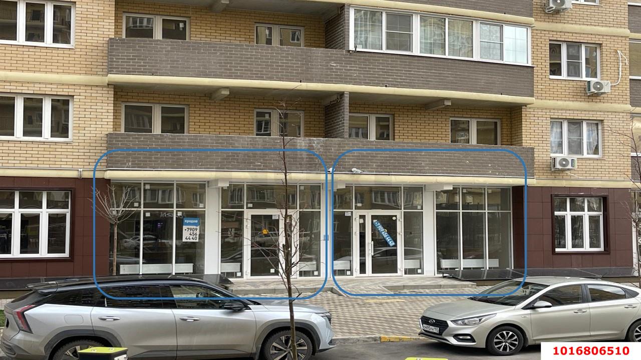 Фото №3: Торговое помещение 40 м², 1/16 эт. - Краснодар, Прикубанский внутригородской округ, Прикубанский внутригородской округ, ЖК Лучший, ЖК Лучший, имени Петра Метальникова, мкр. имени Петра Метальникова, ул. Петра Метальникова, 36