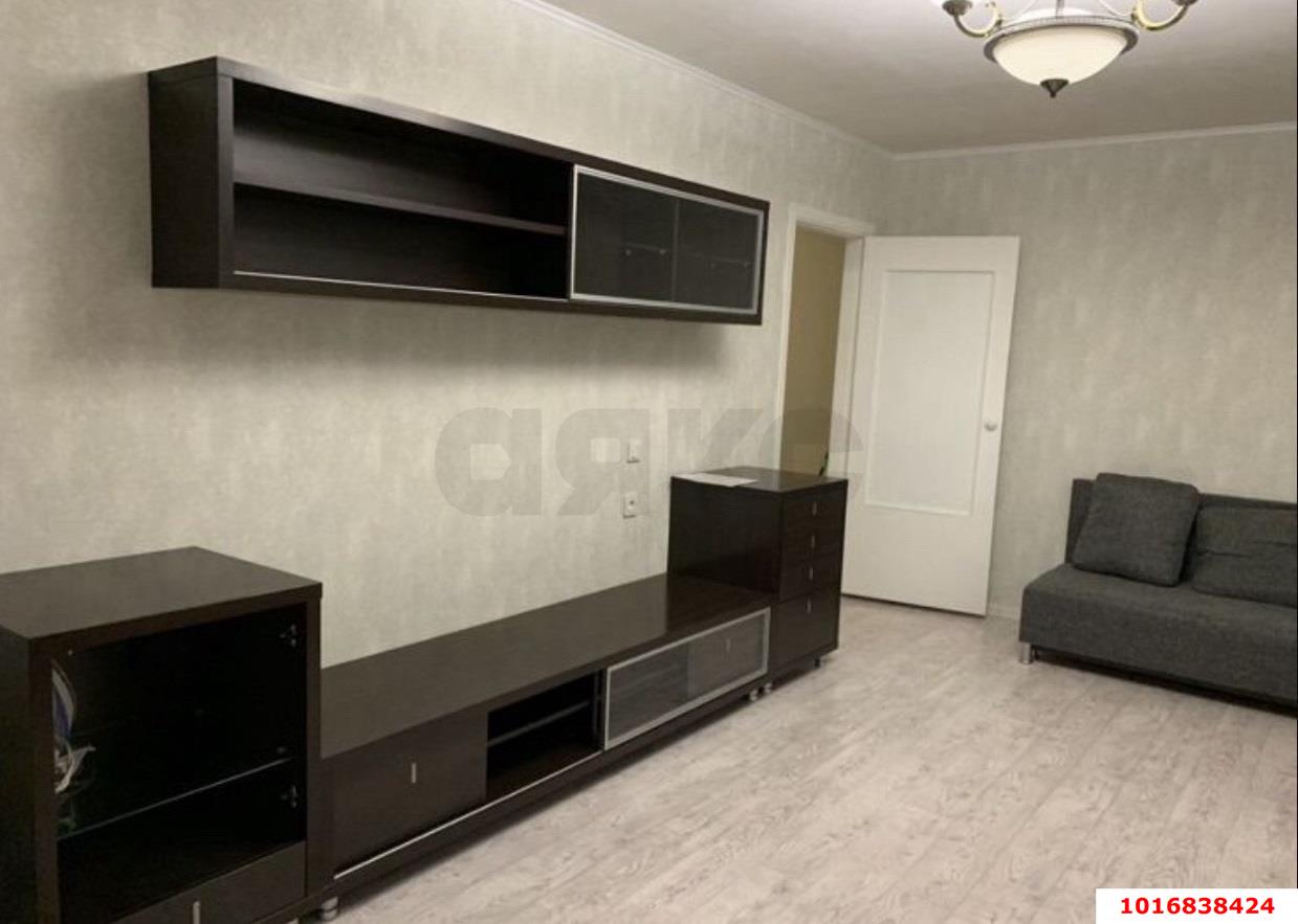Фото №1: 2-комнатная квартира 68&nbsp;м², 4/14&nbsp;эт. - Краснодар, Прикубанский внутригородской округ, Круглик, мкр. Школьный, ул. Школьная, 5
