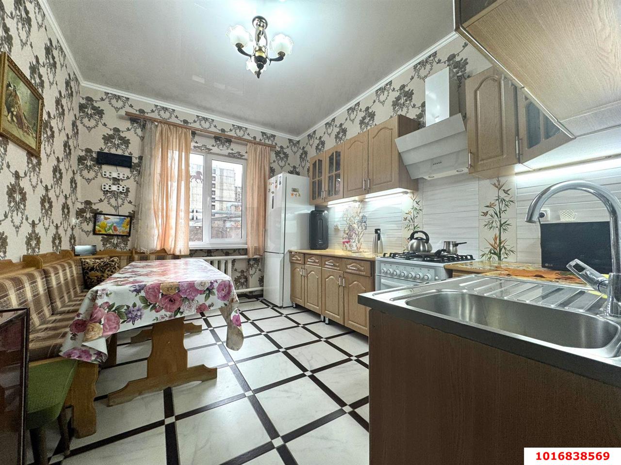 Фото №4: Дом 173&nbsp;м² + 6.23&nbsp;сот., 1&nbsp;эт. - Краснодар, Центральный внутригородской округ, мкр. Центральный, ул. Путевая
