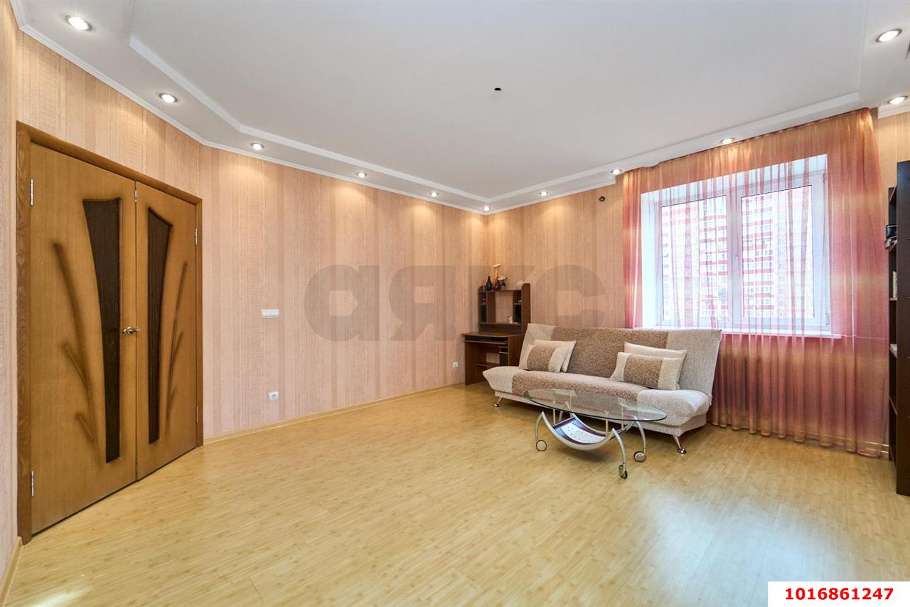 Фото №8: 2-комнатная квартира 80&nbsp;м², 5/6&nbsp;эт. - Краснодар, Западный внутригородской округ, мкр. Фестивальный, ул. Гаражная, 81/9