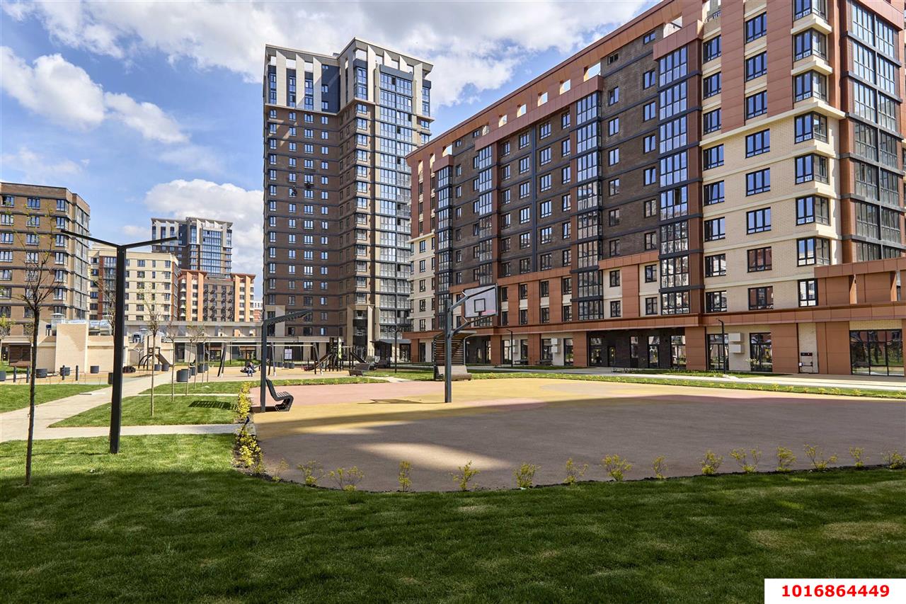 Фото №4: 2-комнатная квартира 72&nbsp;м², 17/18&nbsp;эт. - Краснодар, Прикубанский внутригородской округ, мкр. Парк Победы, ул. имени Героя Ростовского, 16к1
