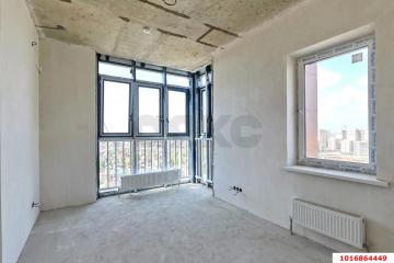 Фото №1: 2-комнатная квартира 72 м², 17/18 эт. - Краснодар, мкр. Парк Победы, ул. имени Героя Ростовского, 16к1