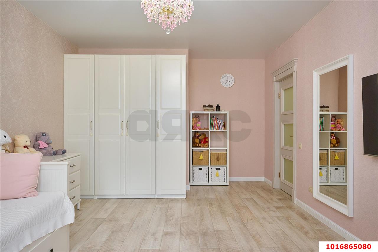 Фото №11: 2-комнатная квартира 82&nbsp;м², 15/17&nbsp;эт. - Краснодар, Западный внутригородской округ, ЖК Центральный, мкр. Центральный, ул. Будённого, 129
