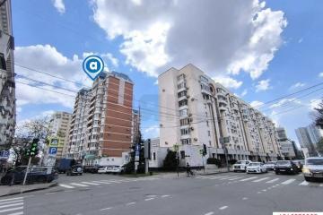 Фото №1: Торговое помещение 344 м², 1/12 эт. - Краснодар, мкр. Центральный, ул. Володи Головатого, 302