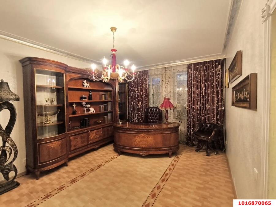 Фото №9: Торговое помещение 344&nbsp;м², 1/12&nbsp;эт. - Краснодар, Центральный внутригородской округ, мкр. Центральный, ул. Володи Головатого, 302