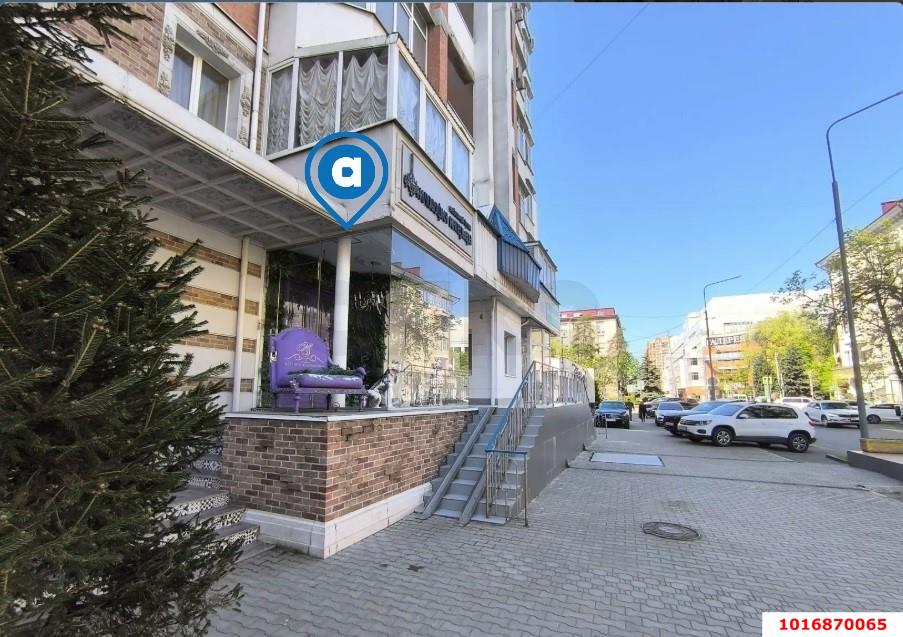 Фото №3: Торговое помещение 344&nbsp;м², 1/12&nbsp;эт. - Краснодар, Центральный внутригородской округ, мкр. Центральный, ул. Володи Головатого, 302
