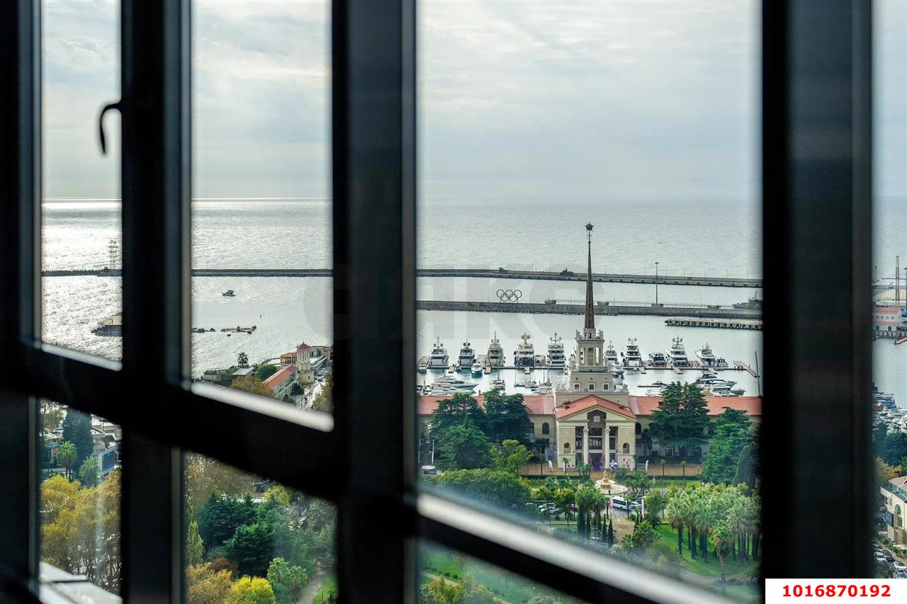 Фото №6: 5+-комнатная квартира 190&nbsp;м², 20/21&nbsp;эт. - Сочи, Центральный, мкр. жилой комплекс Красная Площадь, ул. Войкова, 21