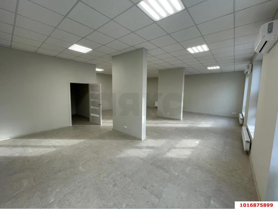 Фото №4: Торговое помещение 87&nbsp;м², 1/9&nbsp;эт. - Краснодар, Прикубанский внутригородской округ, мкр. жилой комплекс Лето, ул. имени Генерала Корнилова, 1
