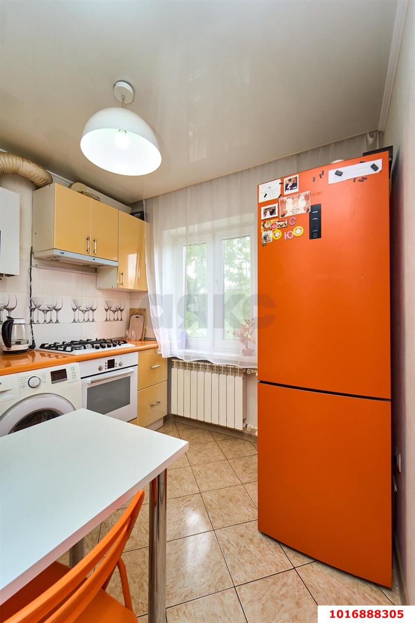 Фото №6: 2-комнатная квартира 51&nbsp;м², 2/5&nbsp;эт. - Краснодар, Западный внутригородской округ, мкр. Центральный, ул. Гимназическая, 14