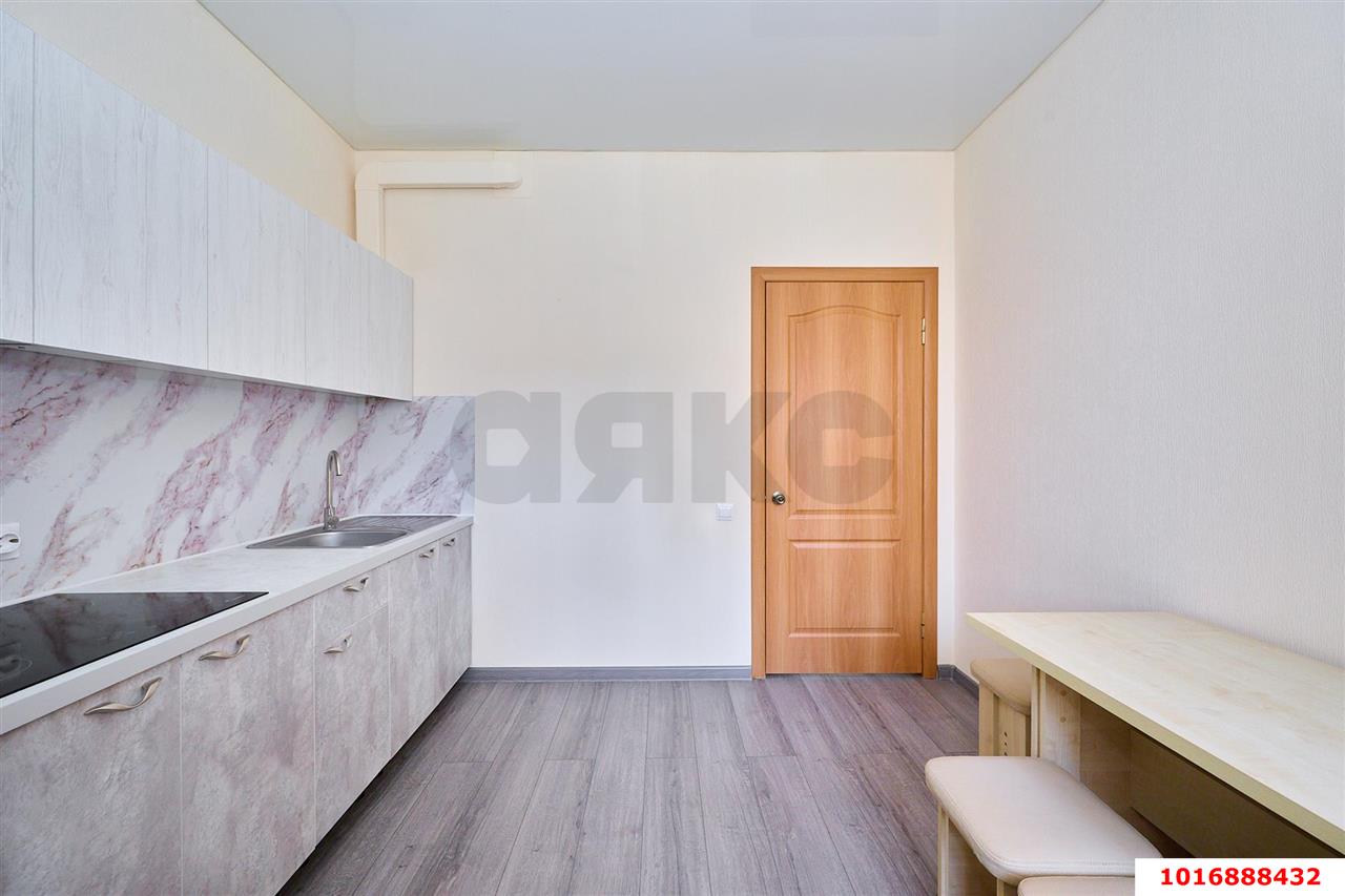 Фото №4: 1-комнатная квартира 39&nbsp;м², 7/16&nbsp;эт. - Краснодар, Прикубанский внутригородской округ, Панорама, мкр. ЖК Панорама, ул. Восточно-Кругликовская, 28