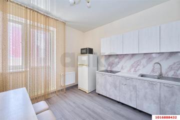 Фото №1: 1-комнатная квартира 37&nbsp;м², 7/16&nbsp;эт. - Краснодар, мкр. ЖК Панорама, ул. Восточно-Кругликовская, 28