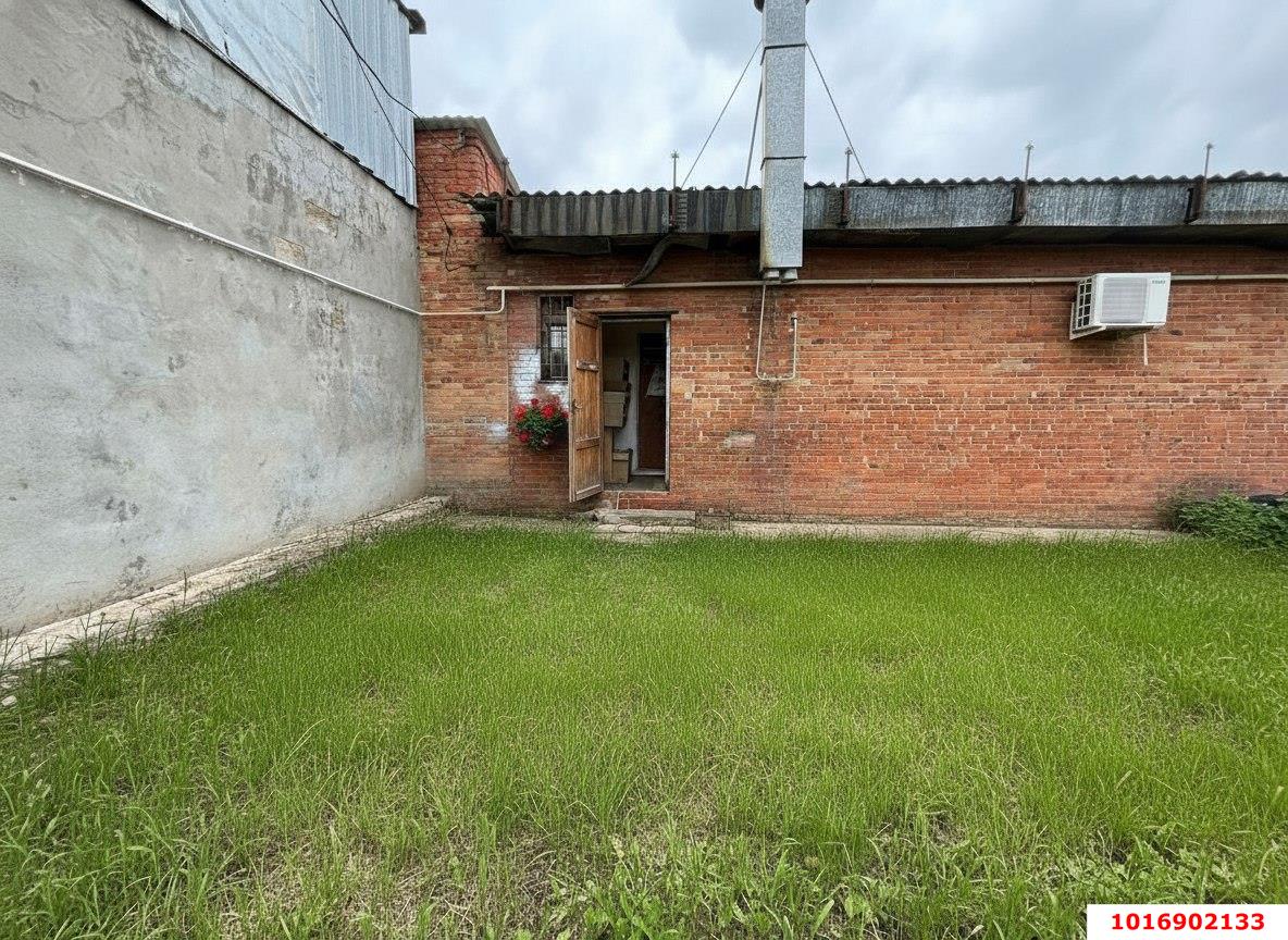 Фото №4: Торговое помещение 102&nbsp;м², 1/2&nbsp;эт. - Медведовская, ул. Ерёменко, 33Б