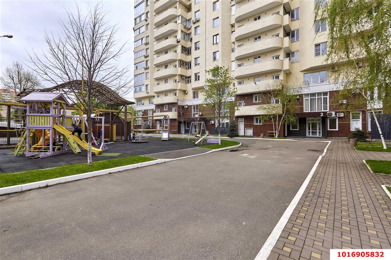 Фото №10: 3-комнатная квартира 210&nbsp;м², 15/15&nbsp;эт. - Краснодар, мкр. Западный внутригородской округ, ул. Шоссе Нефтяников, 63