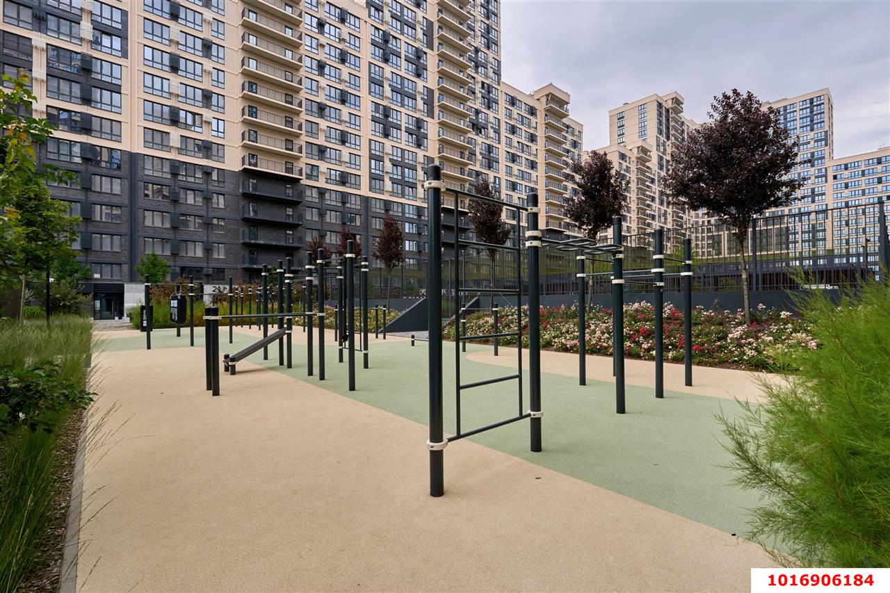 Фото №11: 2-комнатная квартира 70&nbsp;м², 6/24&nbsp;эт. - Краснодар, Центральный внутригородской округ, мкр. Черёмушки, ул. Обрывная, 132/1к7
