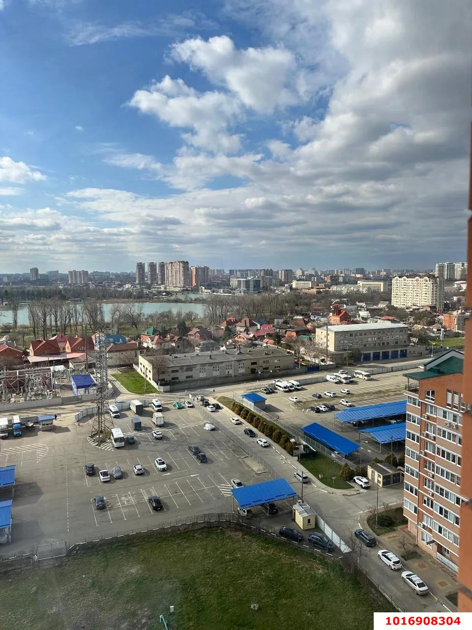 Фото №18: 2-комнатная квартира 75&nbsp;м², 15/20&nbsp;эт. - Краснодар, Карасунский внутригородской округ, мкр. Гидростроителей, ул. Автолюбителей, 52/3