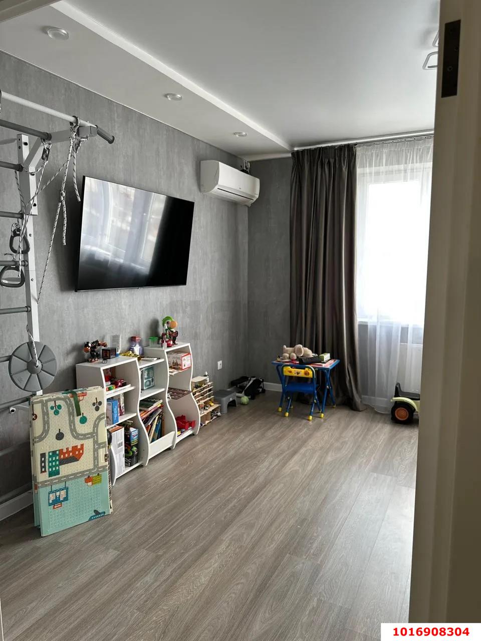 Фото №3: 2-комнатная квартира 75&nbsp;м², 15/20&nbsp;эт. - Краснодар, Карасунский внутригородской округ, мкр. Гидростроителей, ул. Автолюбителей, 52/3
