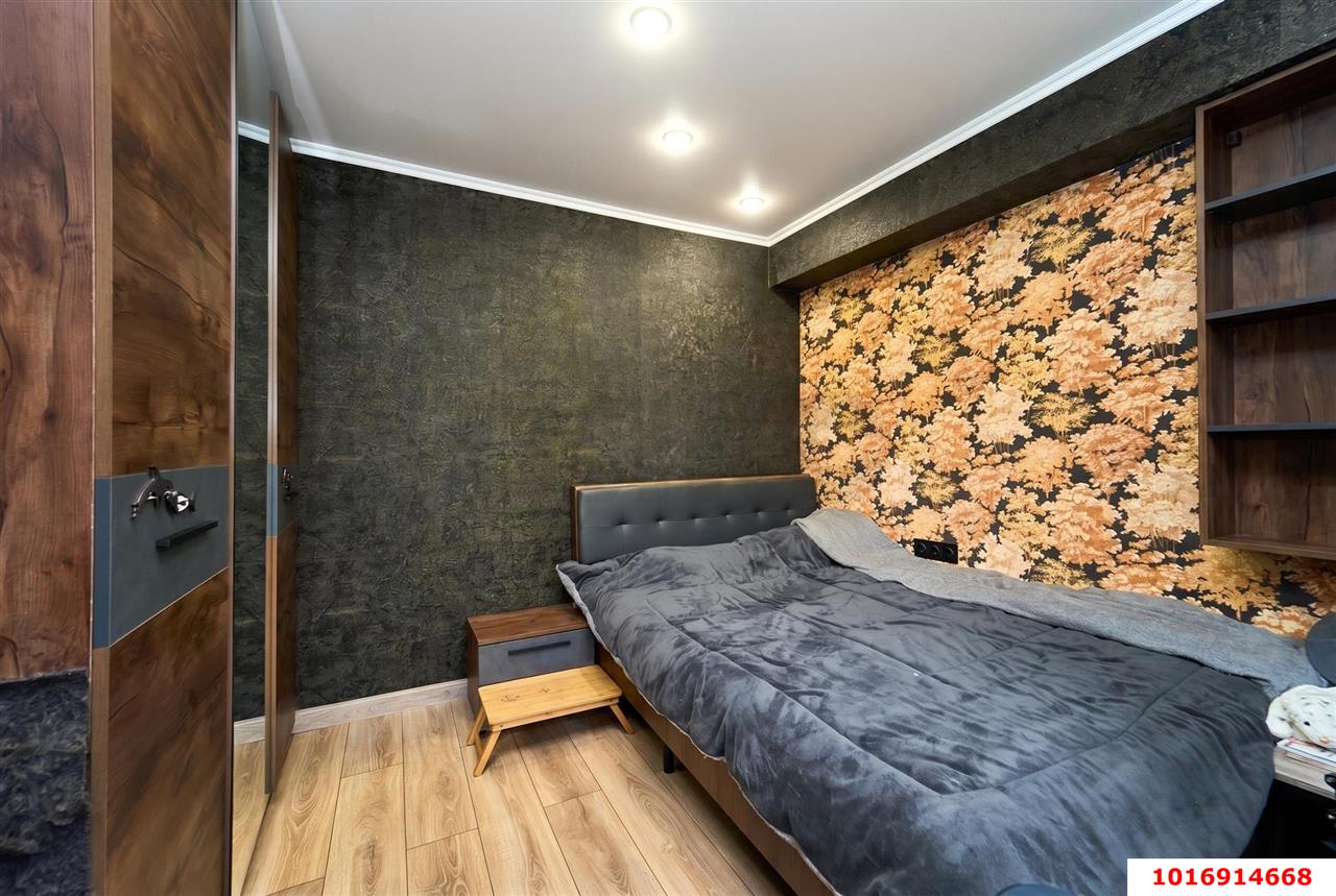 Фото №8: 4-комнатная квартира 60&nbsp;м², 3/5&nbsp;эт. - Краснодар, Прикубанский внутригородской округ, мкр. Фестивальный, ул. Гагарина, 79