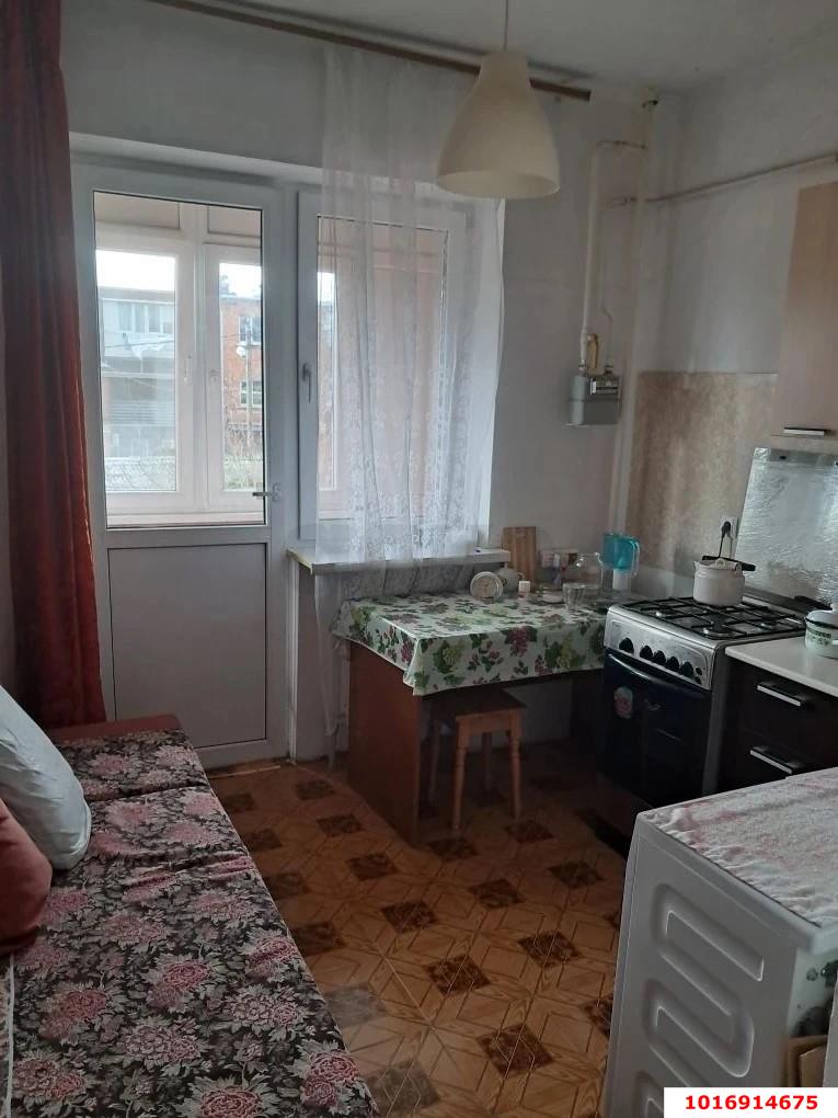 Фото №2: 1-комнатная квартира 34&nbsp;м², 2/4&nbsp;эт. - Краснодар, Прикубанский внутригородской округ, Калинино, мкр. Завод Радиоизмерительных Приборов, ул. Дружная, 4